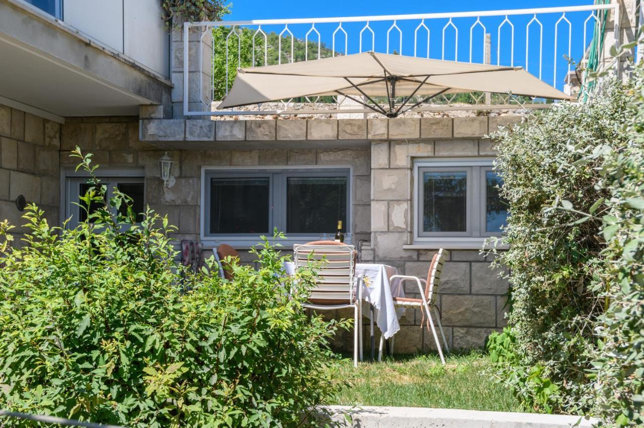 Apartment Mario - Veliki Stan Za Odmor - Terasa- Vrt - Bazen - Pogled More, Izoliran Orasac Luaran gambar